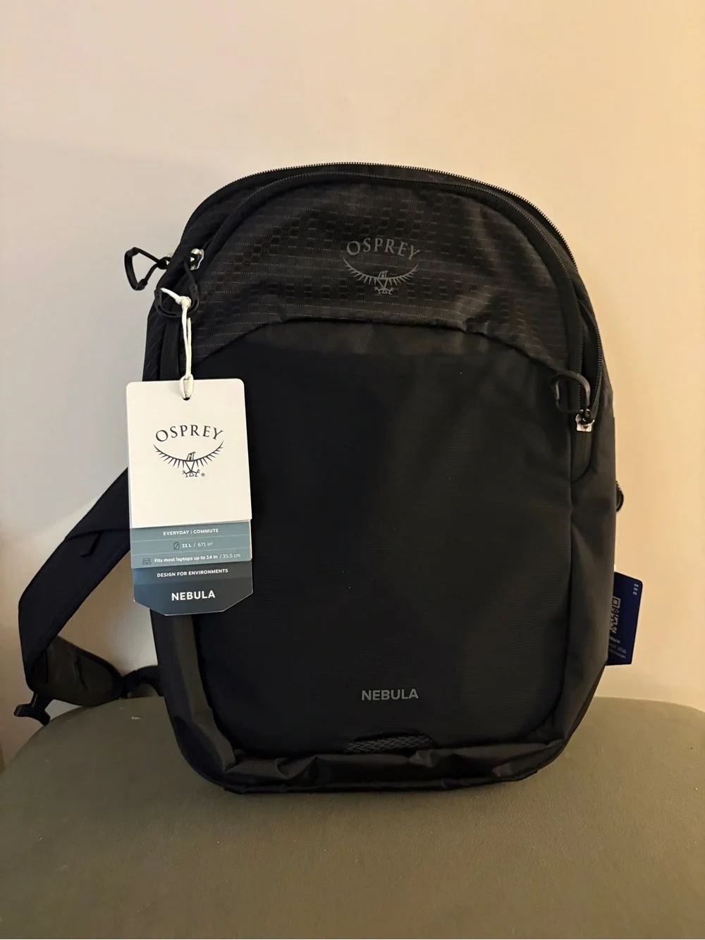 OSPREY Nebula Sling - NWT